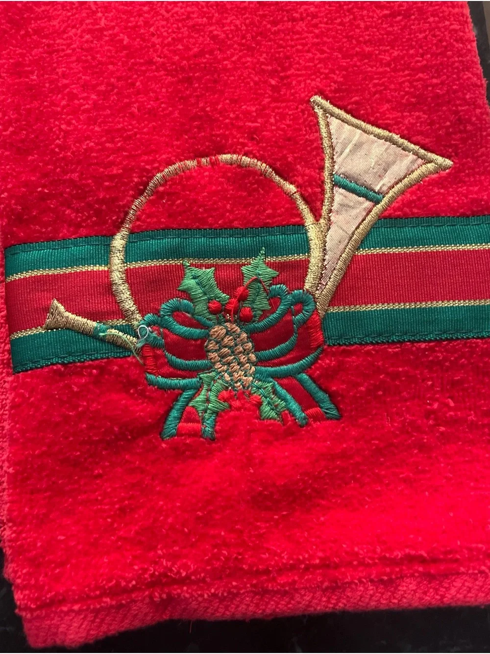 Vintage Jillian Rose Christmas Hand Towels Set 2 French Horn Holly Embroidered